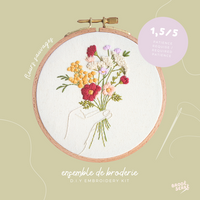 Ensemble de broderie - Fleurs sauvages (couleurs vibrantes)