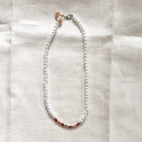 Collier en billes et perles